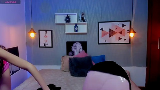 Valery clk online show from 7, 11, 2025