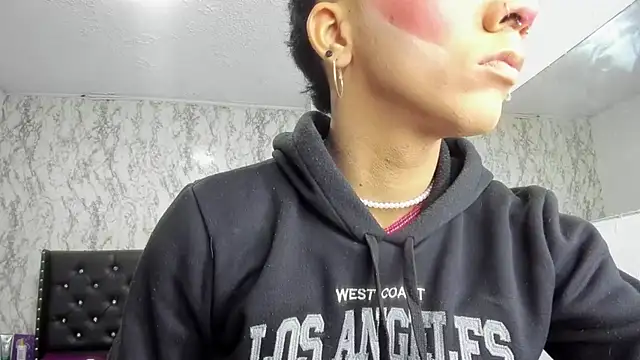 Lovers Spicy online show from 2, 12, 2025