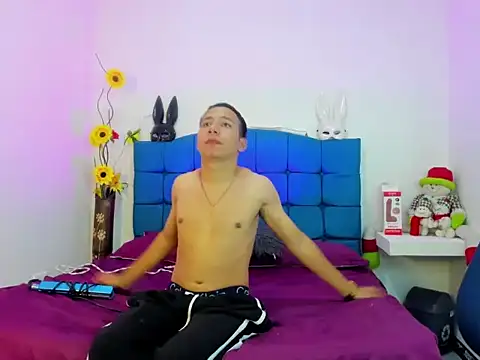 Lovers Spicy online show from 8, 3, 2026