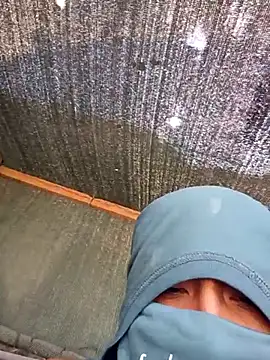 Snapshot of 0281nosyehj chatting on 18, 12, 2025 0281nosyehj online show from 18, 12, 2025