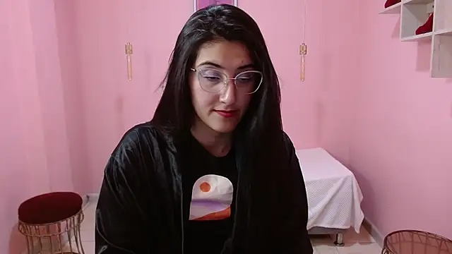 Violet raine  online show from 14, 11, 2025