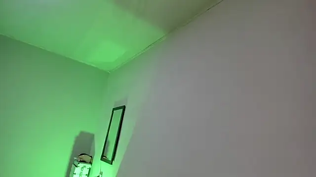 Snapshot of luanaw1 chatting on 22, 2, 2026 luanaw1 online show from 22, 2, 2026