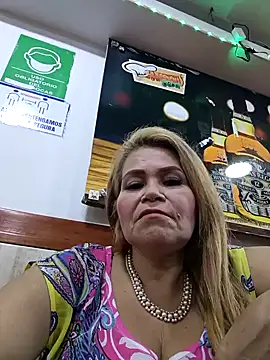 Snapshot of dirty_mother3 chatting on 15, 1, 2026 dirty mother3 online show from 15, 1, 2026