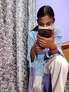 Student12th online show from 13, 11, 2025