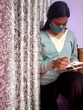 Student12th online show from 3, 12, 2025