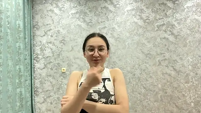 SofiYong online show from 18, 11, 2025