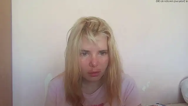 Snapshot of HornyElena chatting on 28, 5, 2026 HornyElena online show from 28, 5, 2026
