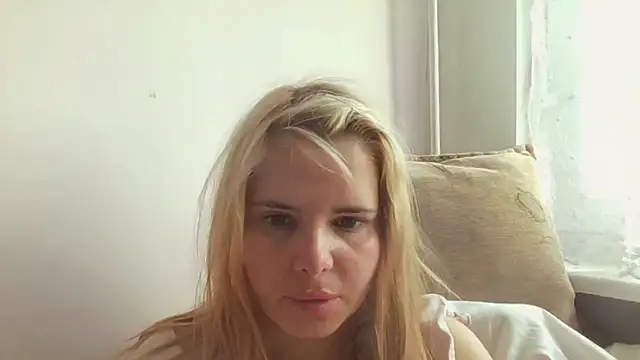 HornyElena online show from 8, 4, 2026