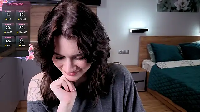 eshleeygreen online show from 12, 11, 2025