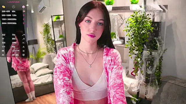 AdellaMacht online show from 27, 11, 2025