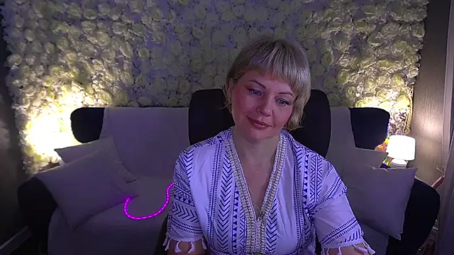 Snapshot of AmaraNights chatting on 17, 6, 2026 AmaraNights online show from 17, 6, 2026