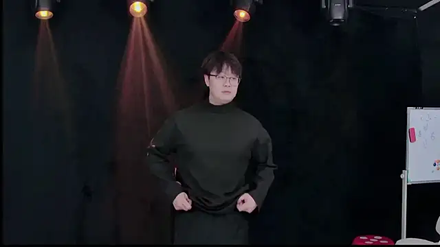 RXT-01 online show from 10, 11, 2025