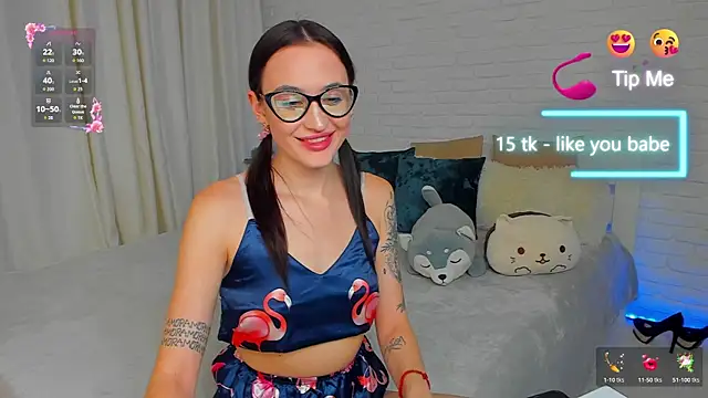 Megan Cuddly online show from 19, 11, 2025