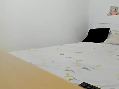 Blueee diamond online show from 8, 11, 2025