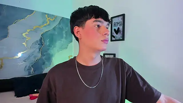 Isaac Kurtt online show from 4, 12, 2025