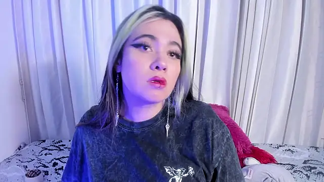 Lilith Zenith  online show from 21, 2, 2026