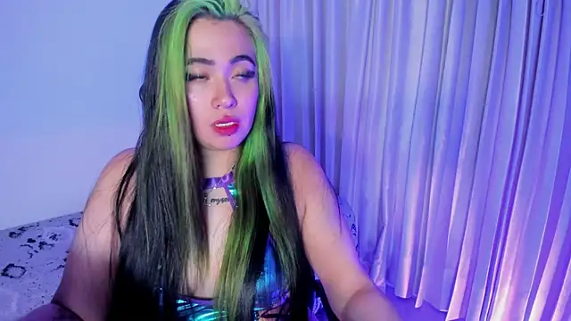 Lilith Zenith  online show from 30, 11, 2025