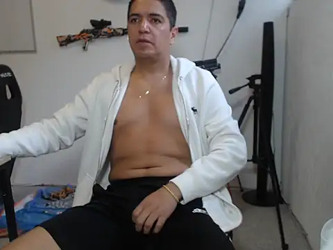 yayo 33 online show from 1, 12, 2025