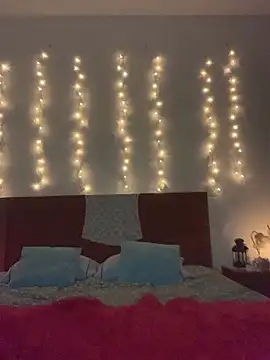 massagistahotbrunette online show from 13, 1, 2026