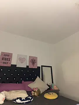 LoliitaBennett online show from 30, 4, 2026