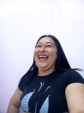 keilaJhonsom1 online show from 27, 11, 2025