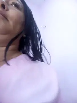 keilaJhonsom1 online show from 8, 11, 2025