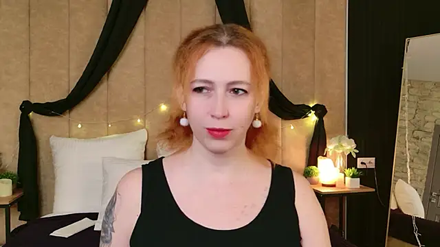 Evie Berret online show from 18, 12, 2025