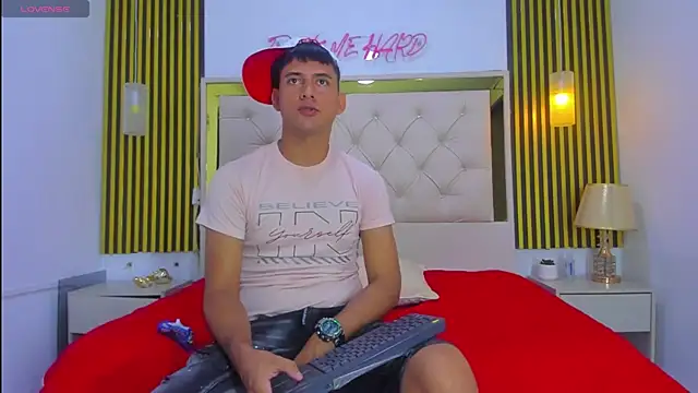 KEVIN MCKINLEY online show from 9, 11, 2025