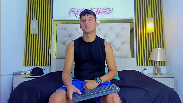 KEVIN MCKINLEY online show from 29, 11, 2025