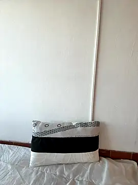 NiaLong21  online show from 26, 11, 2025