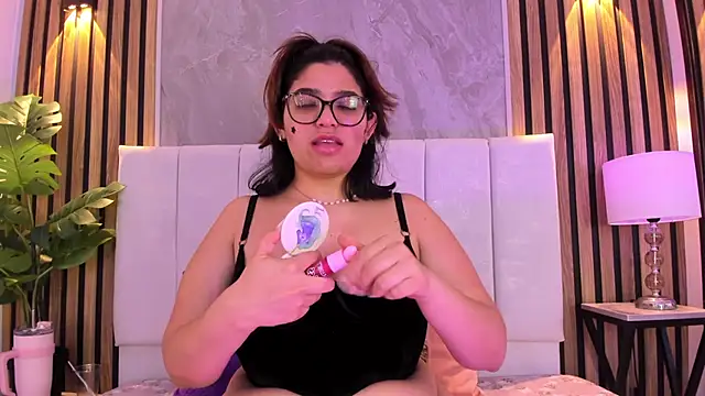 Carlotta de velour online show from 27, 5, 2026