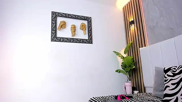 Carlotta de velour online show from 15, 1, 2026