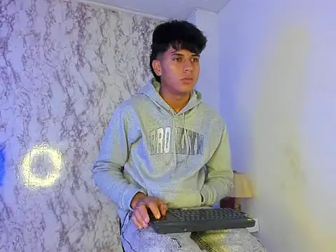 Valentino Lane online show from 10, 2, 2026