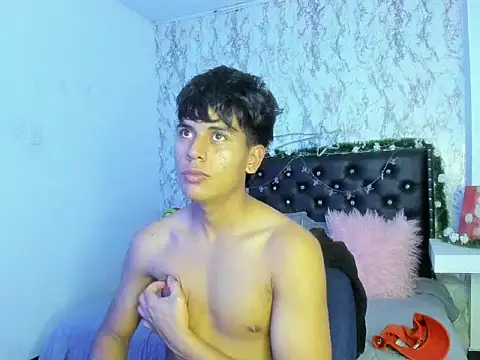 Valentino Lane online show from 20, 12, 2025