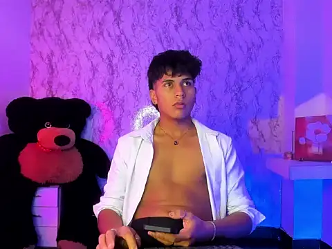 Valentino Lane online show from 9, 2, 2026