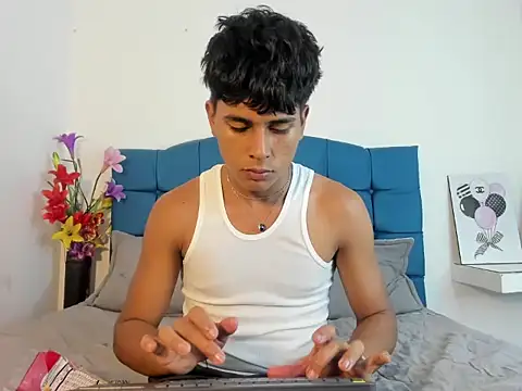 Valentino Lane online show from 14, 1, 2026