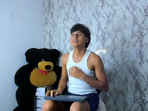 Valentino Lane online show from 8, 2, 2026