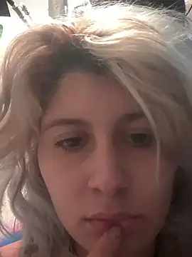 Hollywouldd online show from 3, 12, 2025