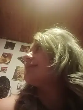 Hollywouldd online show from 12, 11, 2025