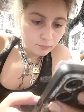 Hollywouldd online show from 22, 11, 2025