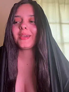 candicewest  online show from 13, 5, 2026