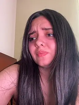 candicewest  online show from 6, 3, 2026