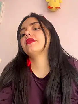 candicewest  online show from 17, 11, 2025