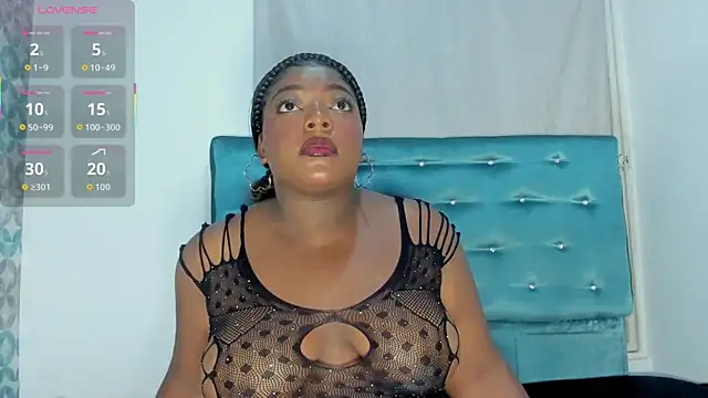 Snapshot of Tamaramilleer chatting on 27, 11, 2025 Tamaramilleer online show from 27, 11, 2025