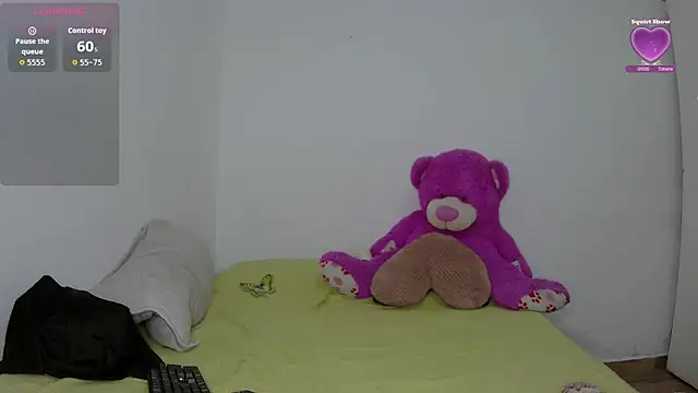 Snapshot of katherine-smill chatting on 26, 2, 2026 katherine-smill online show from 26, 2, 2026