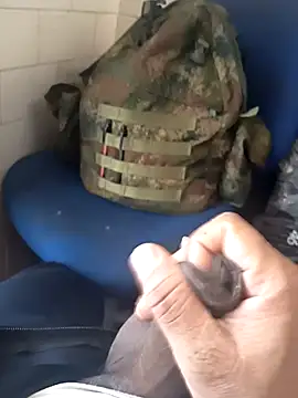 Loquillopajero online show from 8, 11, 2025