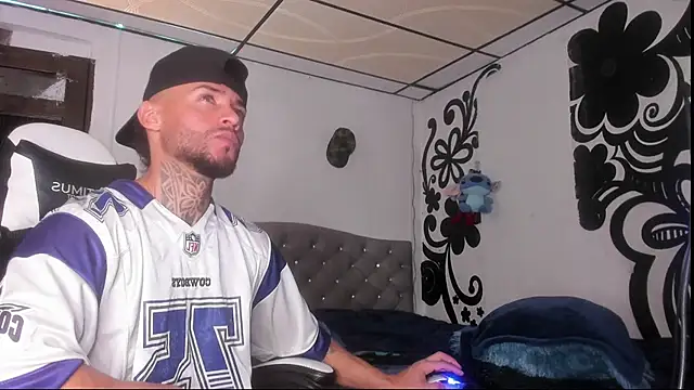 couple-hothot online show from 19, 11, 2025