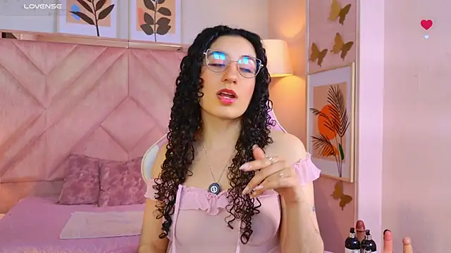 DemiJones  online show from 4, 6, 2026