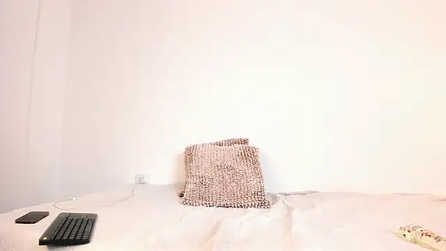 Snapshot of Tallytee chatting on 9, 7, 2026 Tallytee online show from 9, 7, 2026