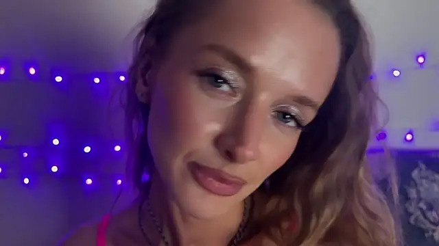 Fantasy Moonlightt online show from 3, 12, 2025